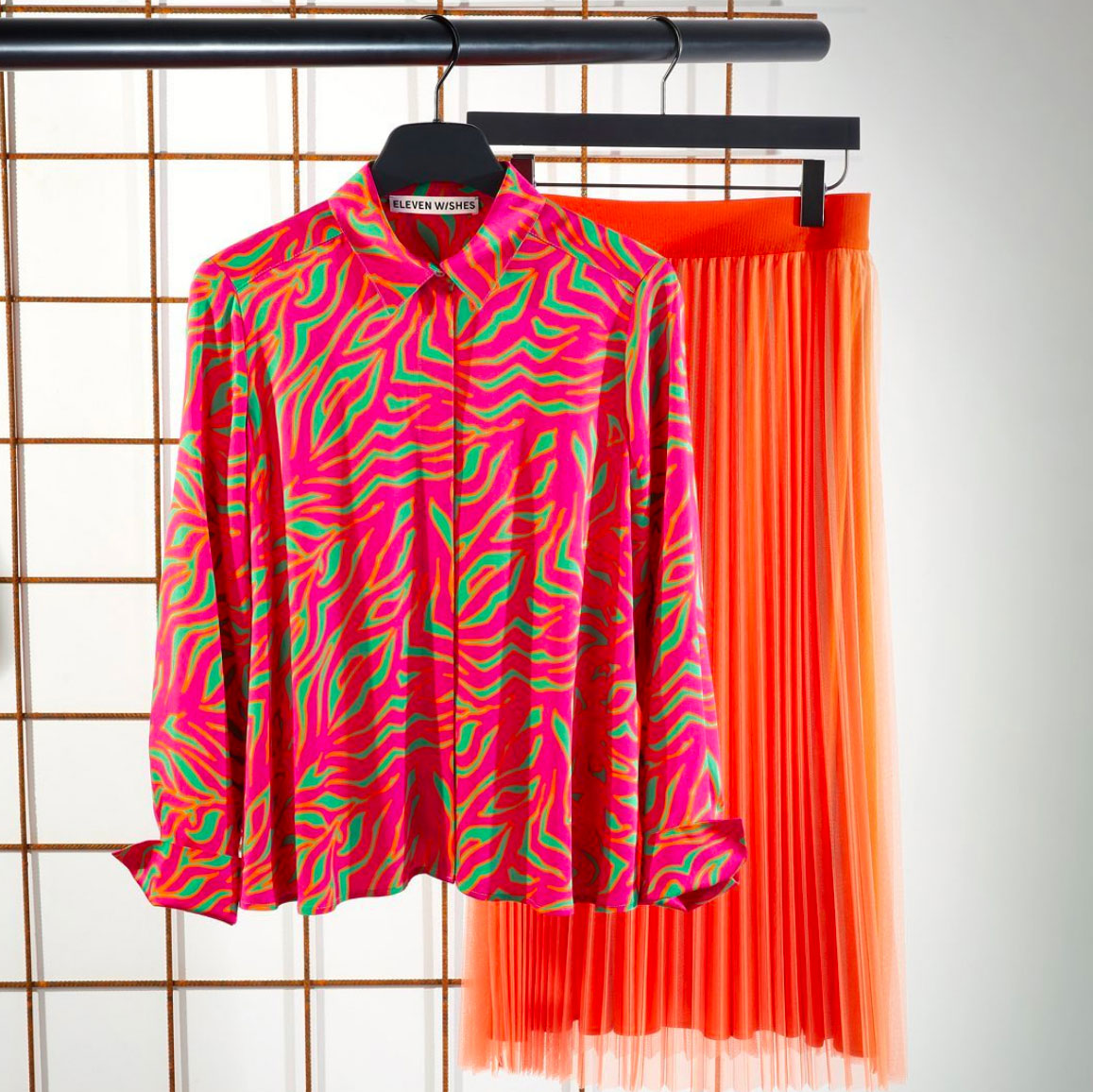 Bild_4_TigerBluse_pink_Foto_Icon_Web_1000hoch